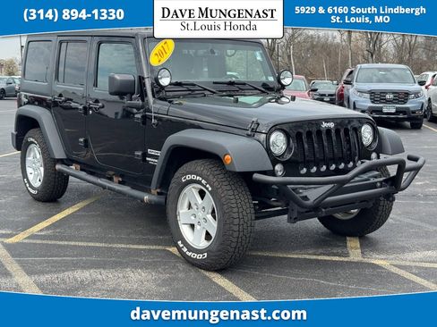 Used 2017 Jeep Wrangler Unlimited Sport w/ Quick Order Package 24S AWD/4WD image 1