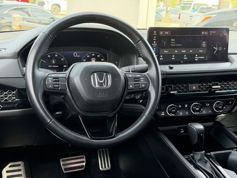 Used 2024 Honda Accord Sport image 26