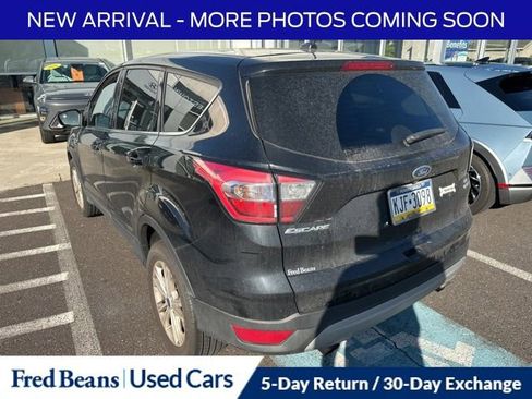 Used 2017 Ford Escape SE AWD/4WD image 8