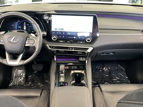 Used 2025 Lexus RX 350 w/ Convenience Package AWD/4WD image 45
