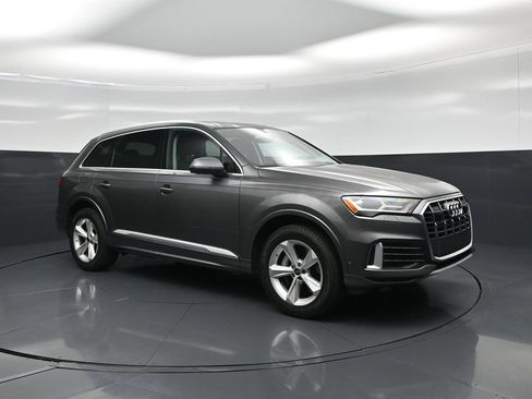 Used 2024 Audi Q7 2.0T Premium AWD/4WD image 23
