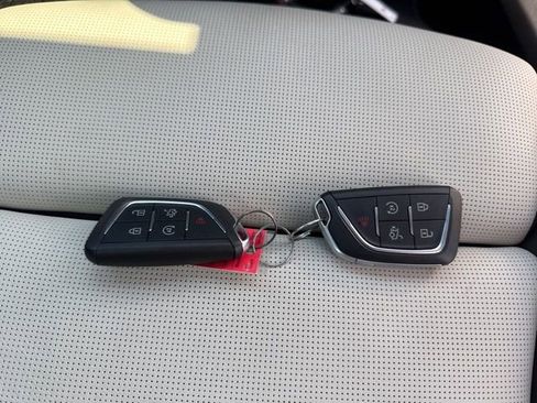 Used 2023 Cadillac CT5 V w/ Premium Package image 9