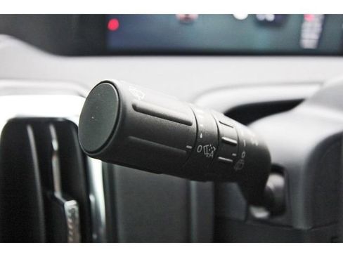 Used 2025 Ford Expedition Max Platinum w/ Platinum Ultimate Package image 17