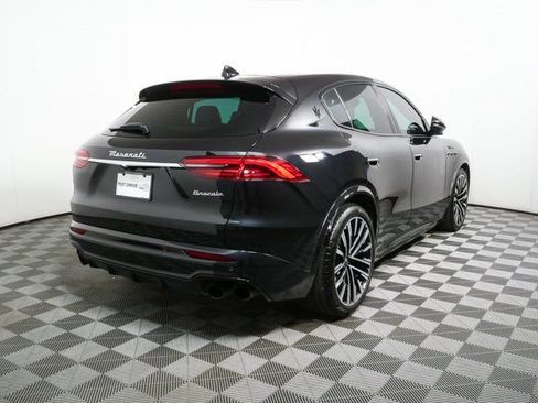 Used 2023 Maserati Grecale Modena AWD/4WD image 34