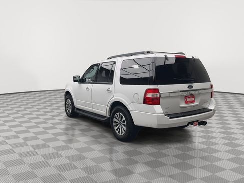 Used 2017 Ford Expedition XLT AWD/4WD image 37