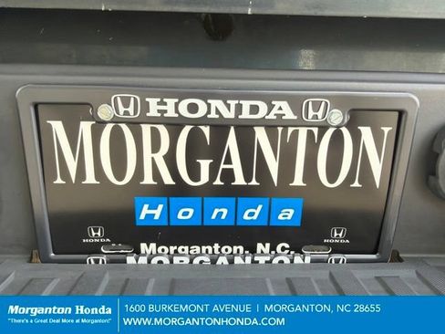 Used 2018 Chevrolet Colorado LT AWD/4WD image 30