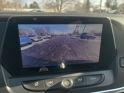 Used 2020 Chevrolet Blazer LT image 13