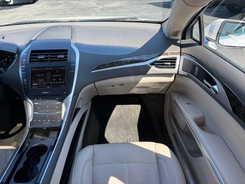 Used 2016 Lincoln MKZ AWD w/ Equipment Group 300A Reserve image 21