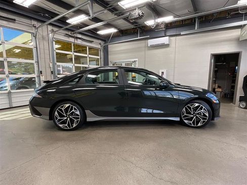 Used 2024 Hyundai Ioniq 6 SEL AWD/4WD image 6