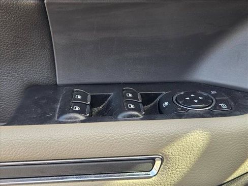 Used 2020 Ford Expedition XLT w/ Equipment Group 201A RWD image 9