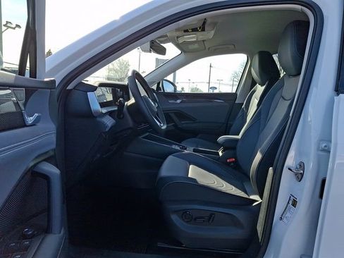 New 2026 Volkswagen Tiguan SE image 6