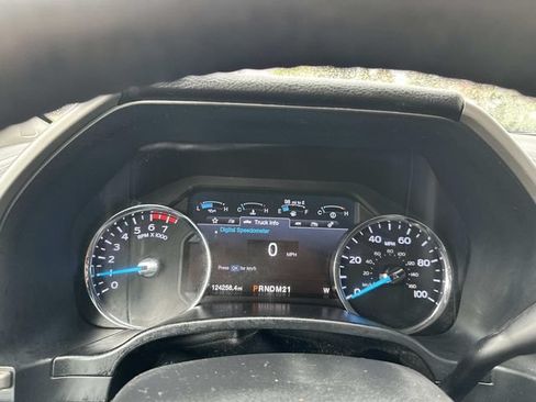 Used 2019 Ford F250 Lariat w/ Lariat Value Package AWD/4WD image 20