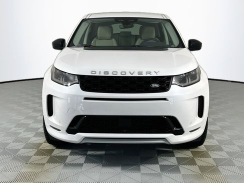 Used 2025 Land Rover Discovery Sport S image 2