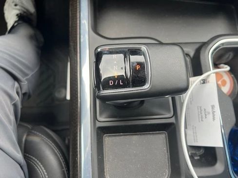 Certified 2024 Chevrolet Silverado 1500 RST AWD/4WD image 40