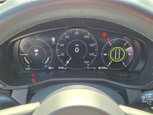 Used 2025 MAZDA CX-70 Plug-In Hybrid w/ Premium Plus AWD/4WD image 25