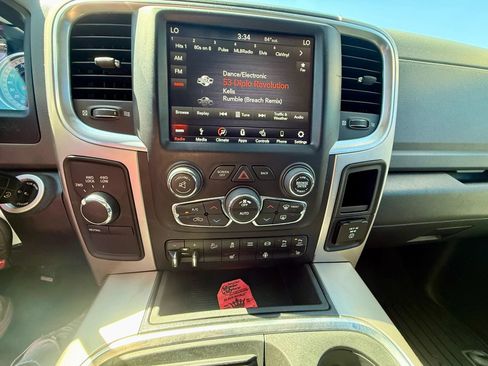 Used 2018 RAM 2500 Lone Star AWD/4WD image 11