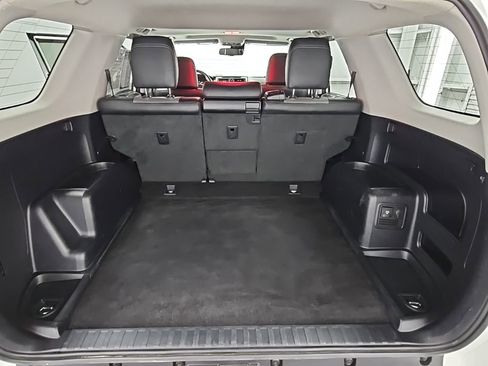 Used 2020 Toyota 4Runner SR5 image 34