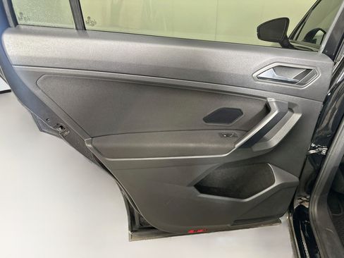 Used 2021 Volkswagen Tiguan S FWD image 25
