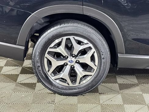 Used 2023 Subaru Forester Premium AWD/4WD image 23