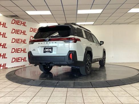 New 2026 Subaru Outback Limited AWD/4WD image 10