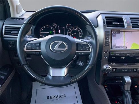 Used 2020 Lexus GX 460 Premium w/ Premium Package image 5