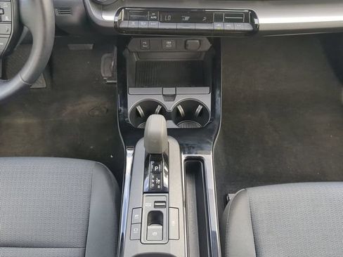 Used 2025 Toyota Prius LE FWD image 20