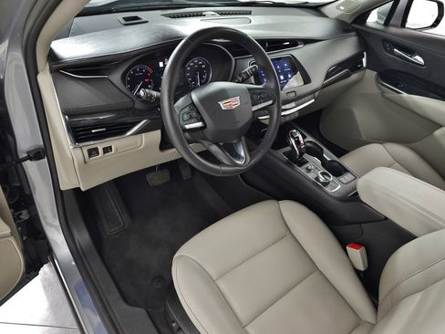Certified 2023 Cadillac XT4 Premium Luxury w/ Cold Weather Package AWD/4WD image 16