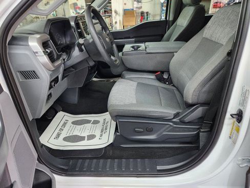 Used 2023 Ford F150 XLT image 14