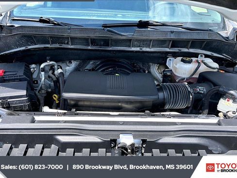 Used 2023 Chevrolet Silverado 1500 LT AWD/4WD image 8