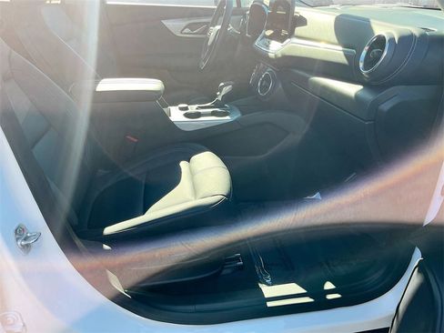 Used 2024 Chevrolet Blazer LT image 28