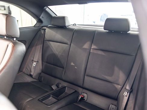 Used 2011 BMW 1 Series M RWD image 21