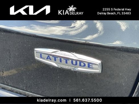 Used 2022 Jeep Compass Latitude w/ Sun and Sound Group image 8