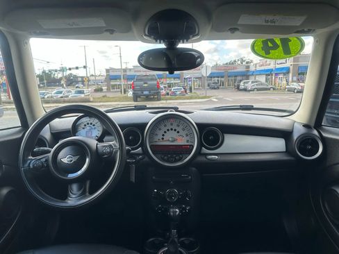 Used 2014 MINI Cooper Clubman image 9
