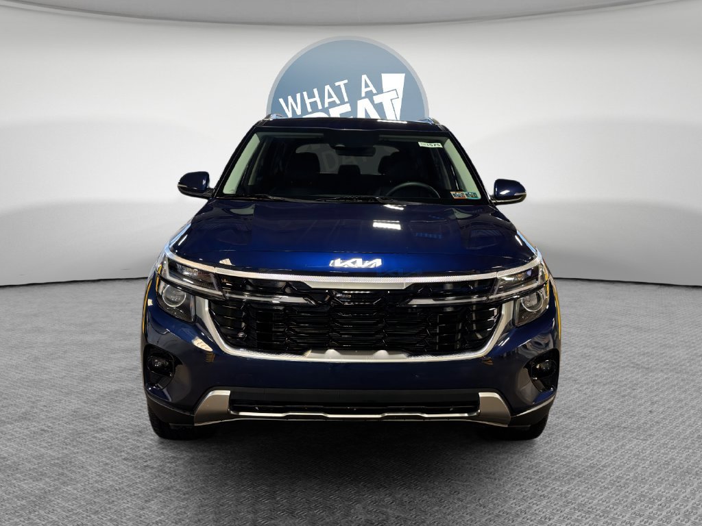 Certified 2025 Kia Seltos EX AWD/4WD image 9