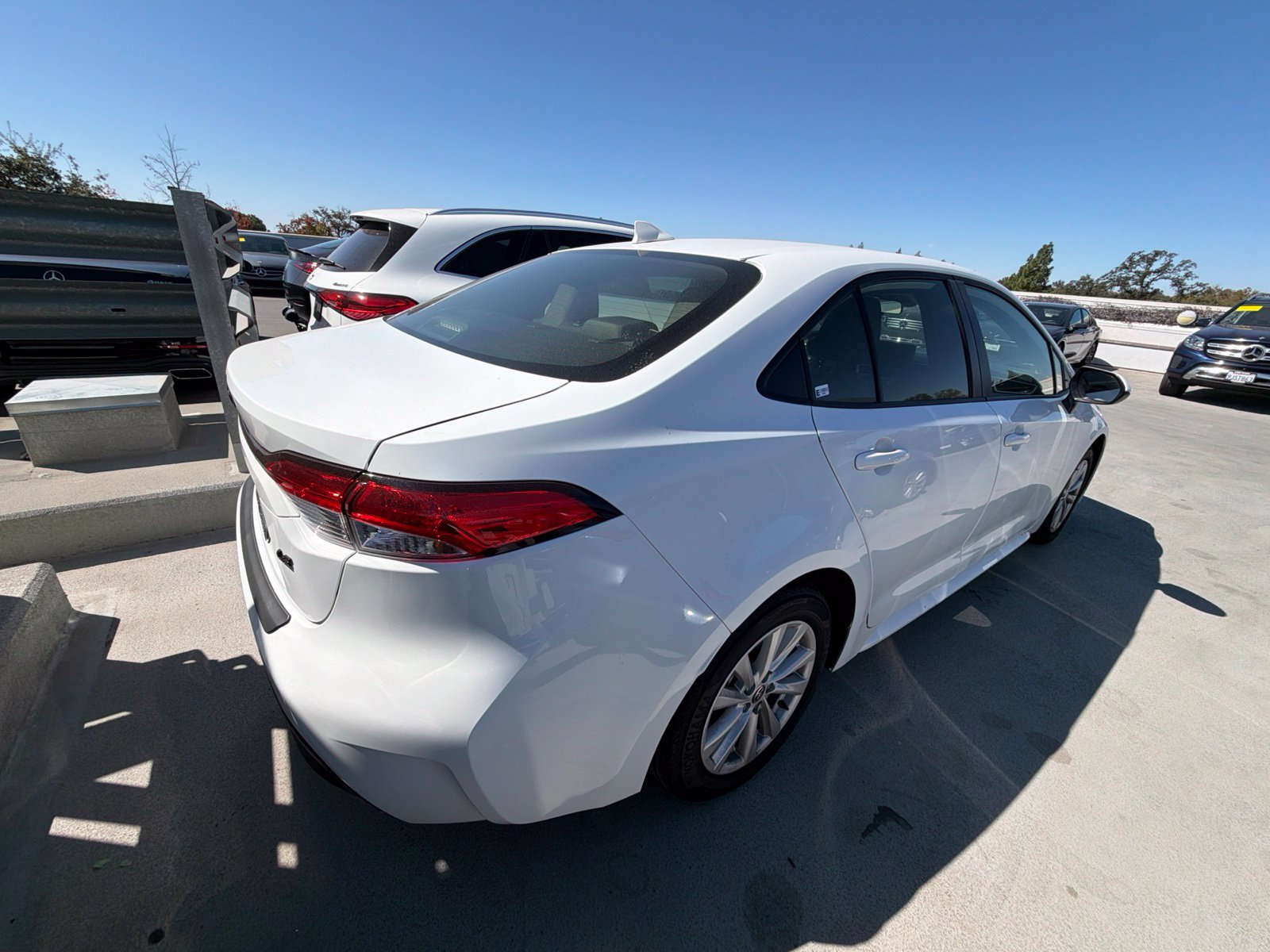 Used 2026 Toyota Corolla LE w/ LE Premium Package FWD image 3