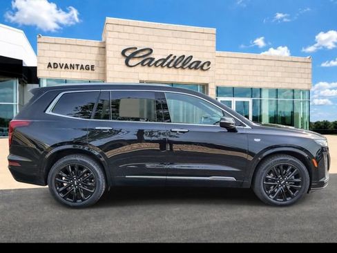 Certified 2023 Cadillac XT6 Premium Luxury w/ LPO, Floor Liner Package AWD/4WD image 3