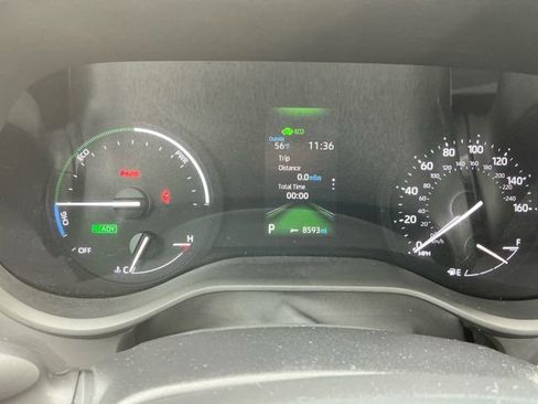 Used 2024 Toyota Sienna LE image 22