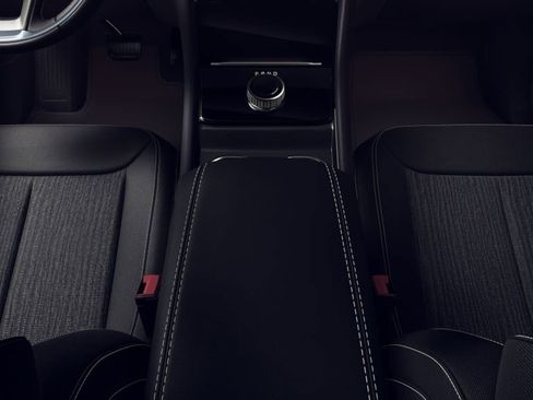 New 2026 Jeep Grand Cherokee Laredo X image 4