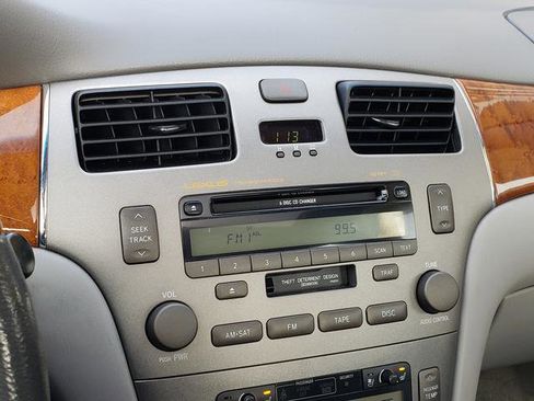 Used 2005 Lexus ES 330 image 23