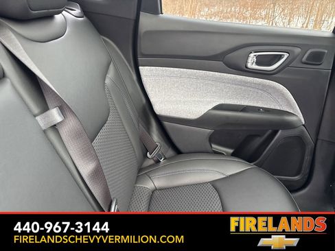 Used 2025 Jeep Compass Latitude w/ Sun & Sound Group image 39