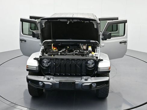 Used 2022 Jeep Gladiator Willys image 43