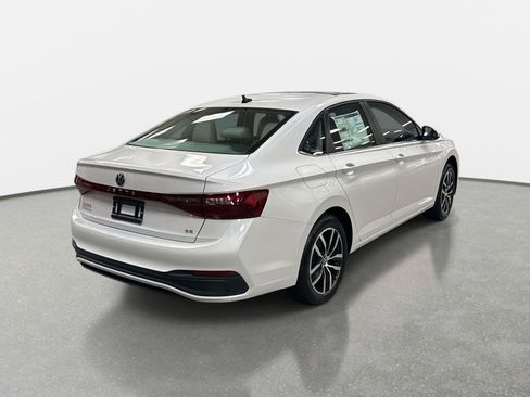 New 2026 Volkswagen Jetta SE image 5