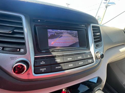 Used 2016 Hyundai Tucson Sport image 12