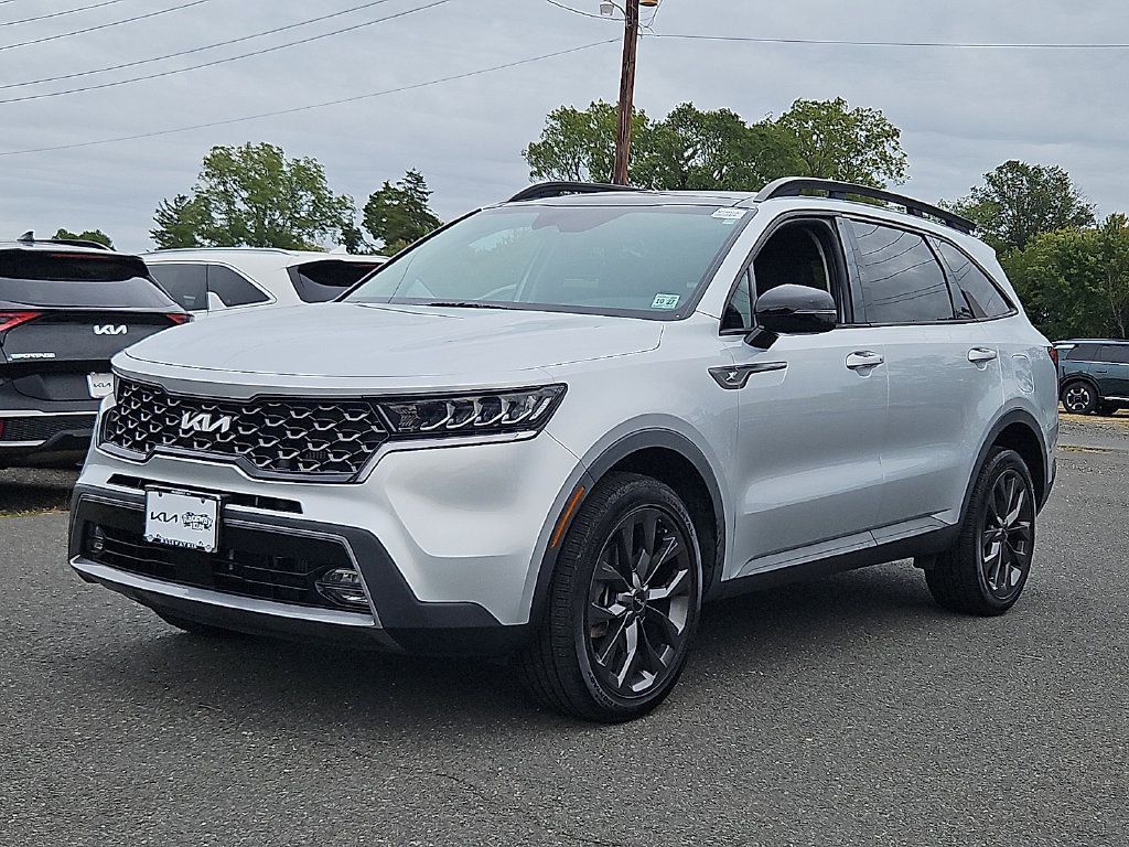 Certified 2022 Kia Sorento X-Line EX AWD/4WD image 3