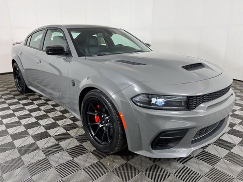 Used 2023 Dodge Charger SRT Hellcat w/ Harman/Kardon Audio Group image 21