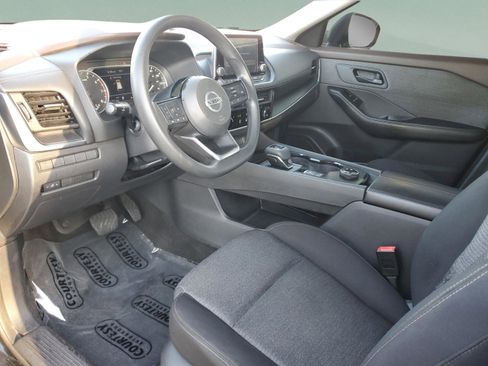 Used 2021 Nissan Rogue S AWD/4WD image 16