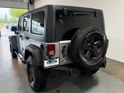 Used 2013 Jeep Wrangler Unlimited Sport AWD/4WD image 3