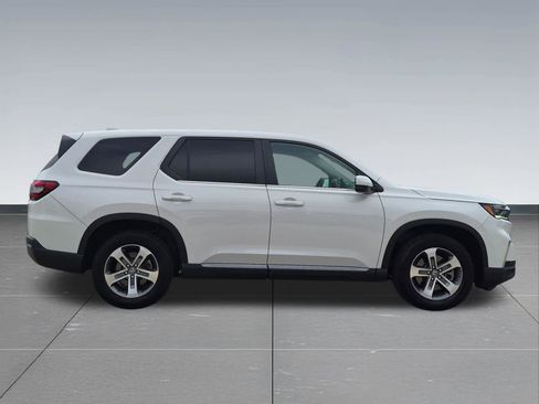 Certified 2025 Honda Pilot EX-L image 9