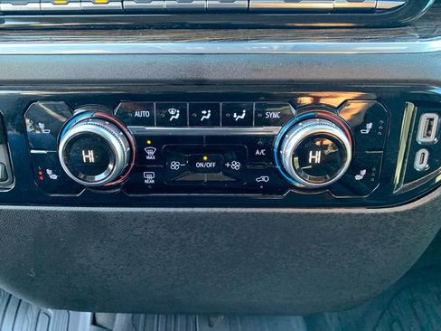 Used 2024 GMC Sierra 1500 Elevation w/ Max Trailering Package image 32