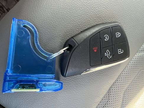 New 2026 Chevrolet Silverado 1500 ZR2 w/ Dark Appearance Package image 32